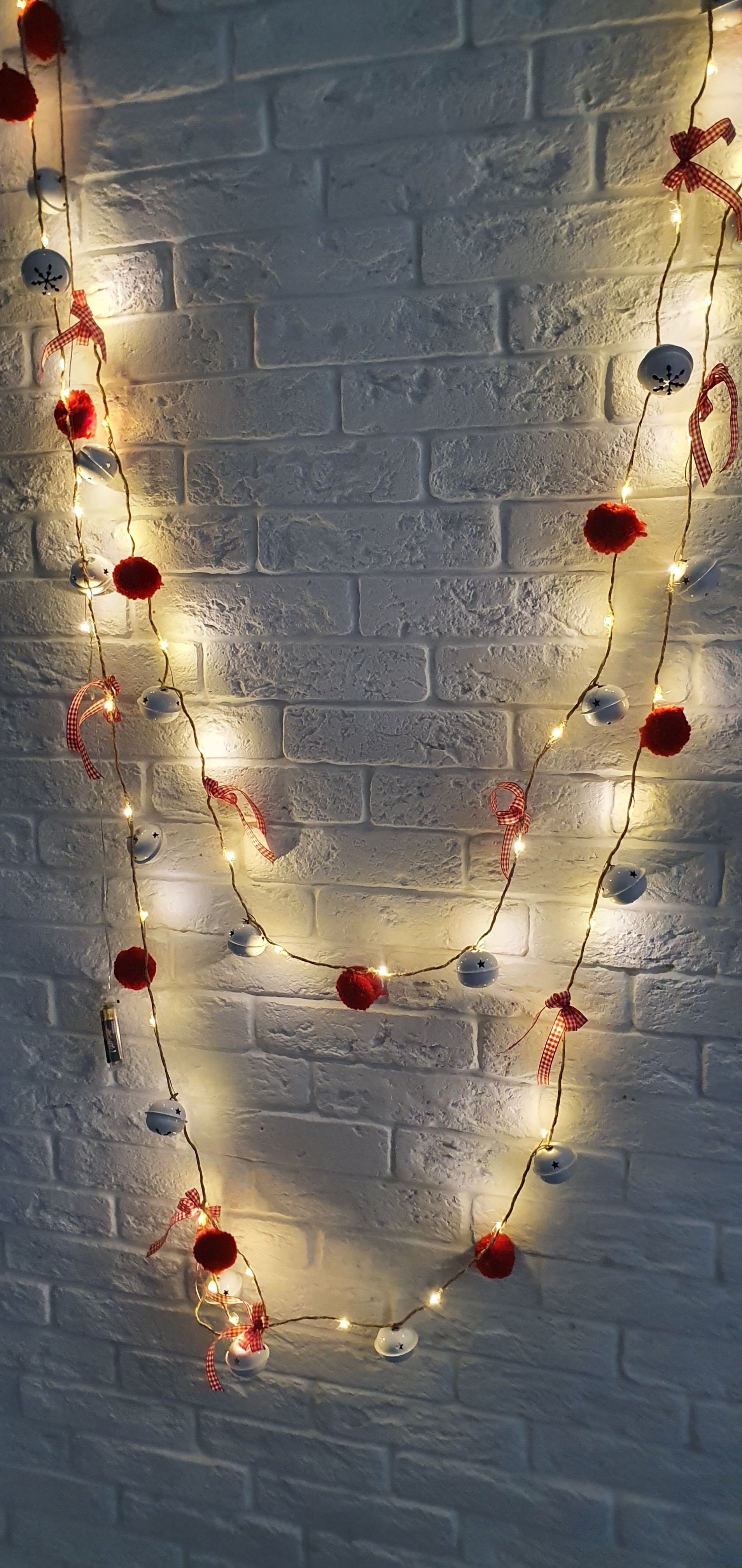 картинка Гирлянда светодиодная "Бубенцы" 5м 50 LED (3хАА)