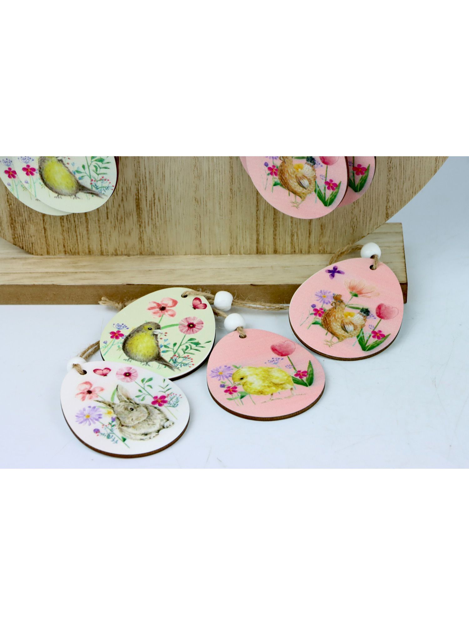 картинка Декор подвесной "Пасха. Винтаж" в ассортименте 6х7см