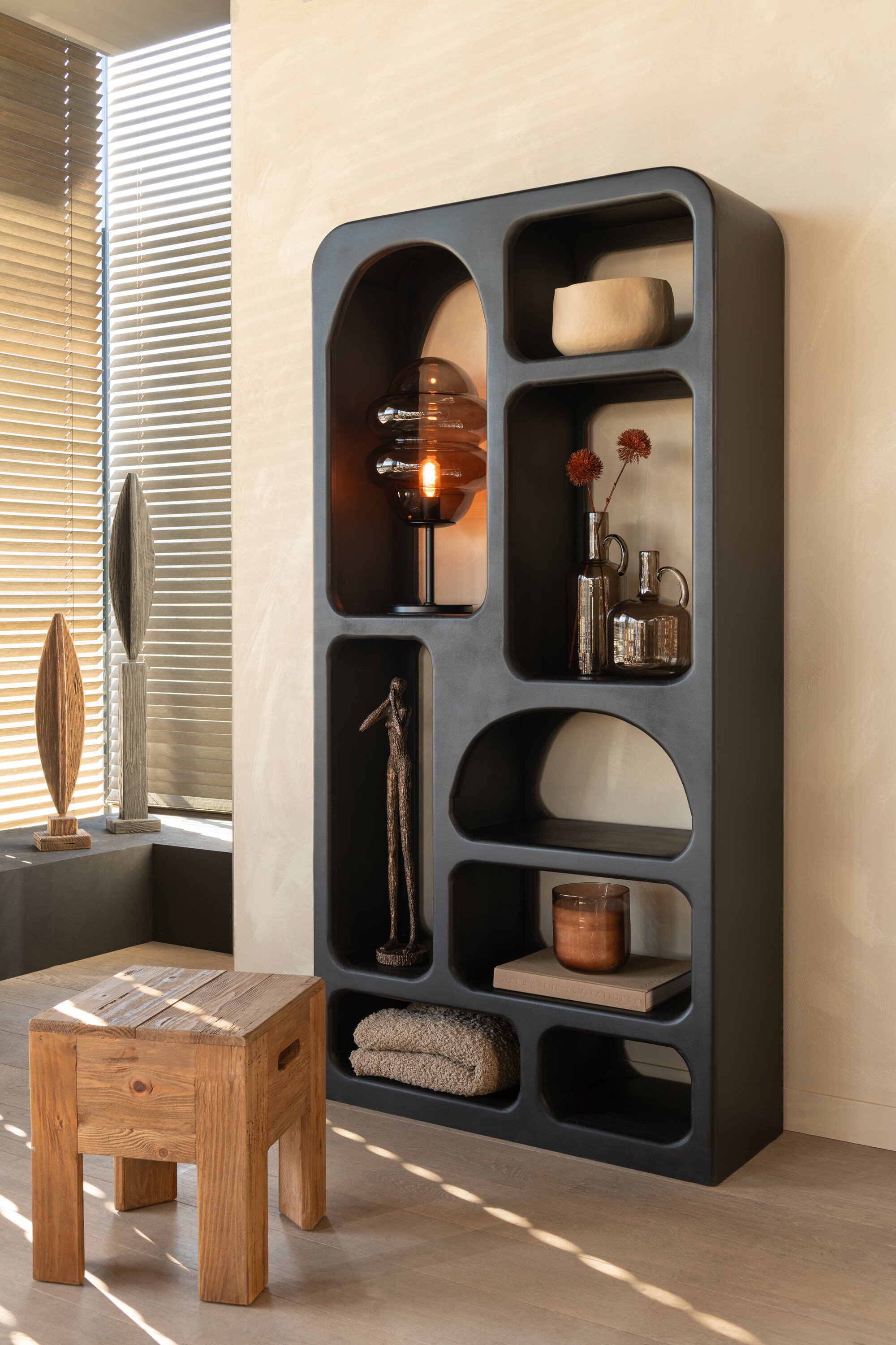 картинка Ваза "Кувшин" тауп большая 14x12x32см
