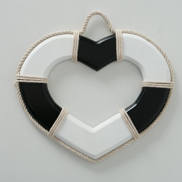 картинка Декор настенный "Спасательное сердце" 25,5х2х31см